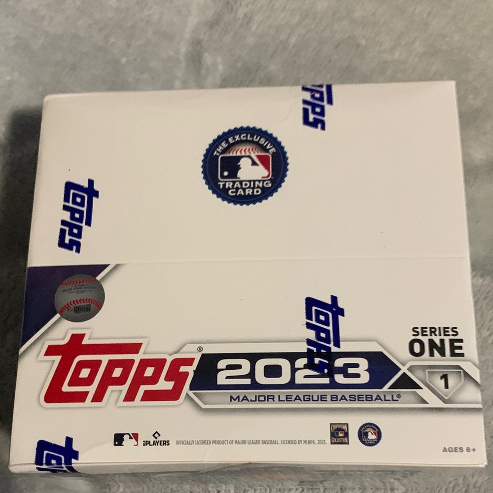 Topps 2023 series one box